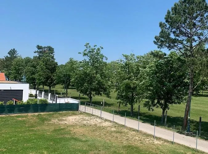 Dream Summer House בית נופש *