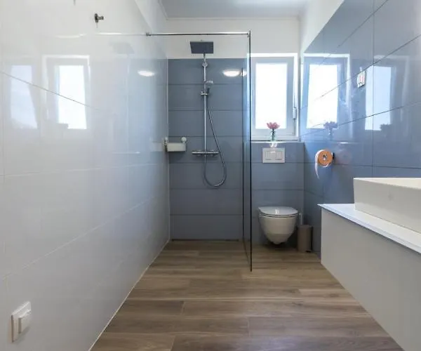 Dream Summer House *